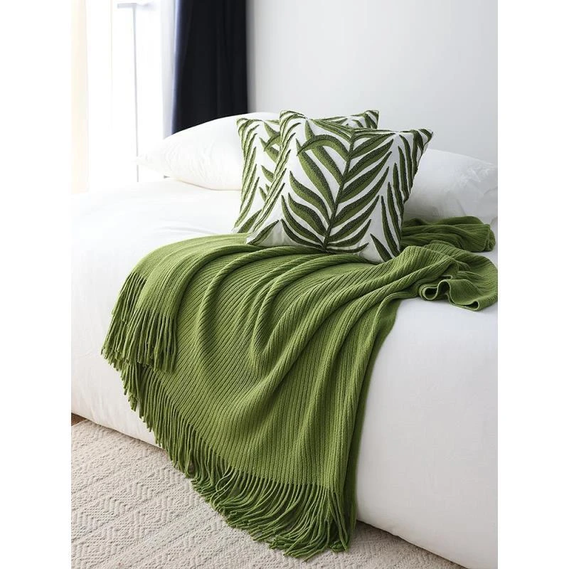 北欧田园风草绿色针织毯子床尾巾盖毯沙发装饰毯纯色新款民宿