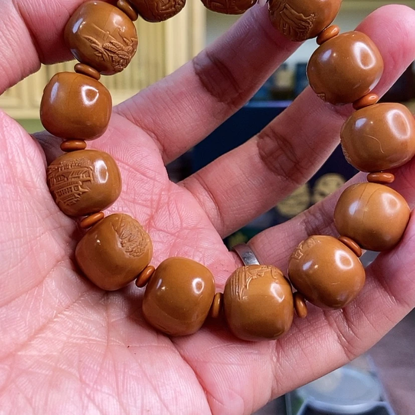 【闪购商品】橄榄核吊坠章*生