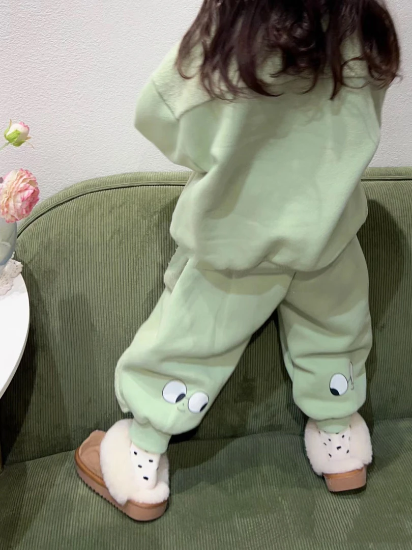 韩国童装儿童套装秋冬季女宝宝加绒加厚卡通拼接卫衣卫裤两件套潮