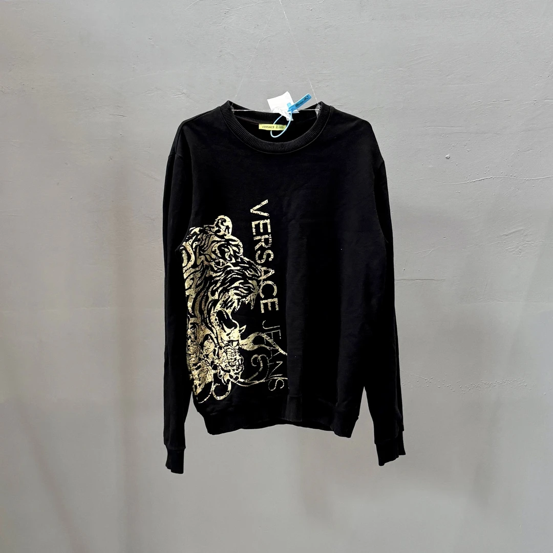 Versace / 范思哲正面大logo黑色卫衣/M码/sw23395
