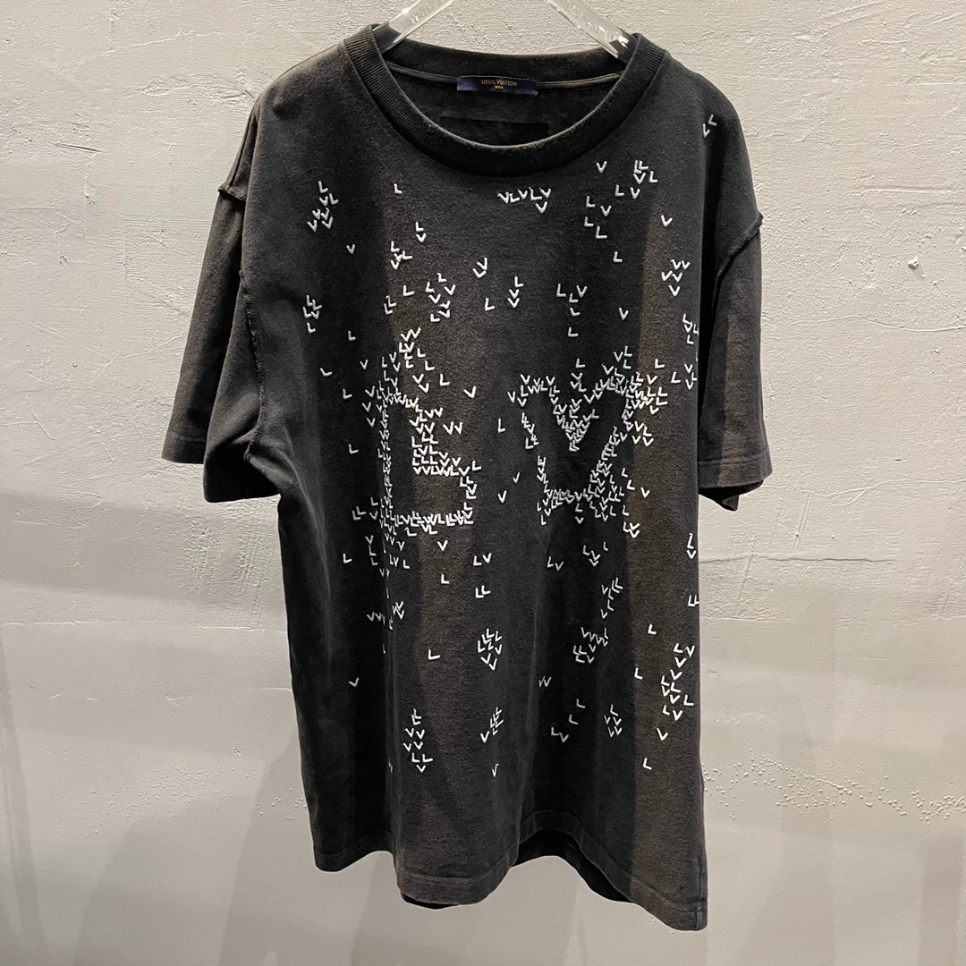 Louis Vuitton /路易威登 LV飞机刺绣图案logo短袖/XL码/Sw24086