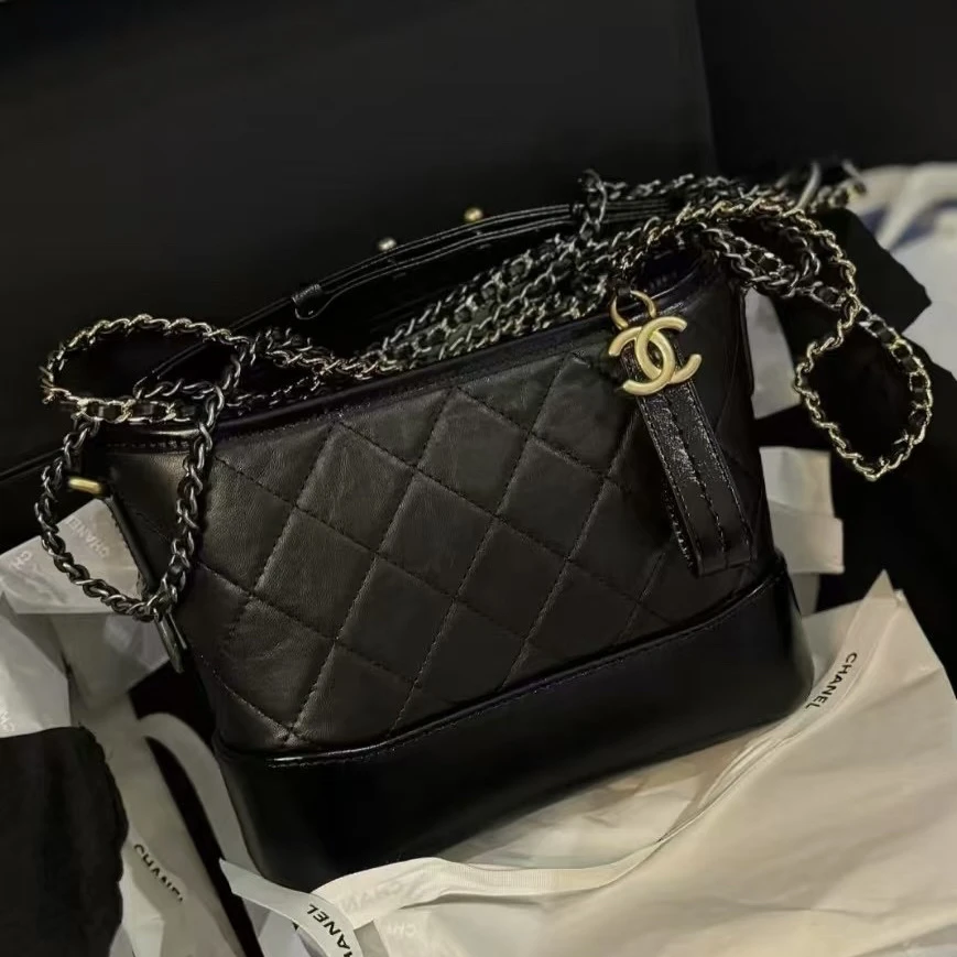 全新未使用 Chanel/香奈儿 黑金流浪小号 芯片款 多种背法 单肩包