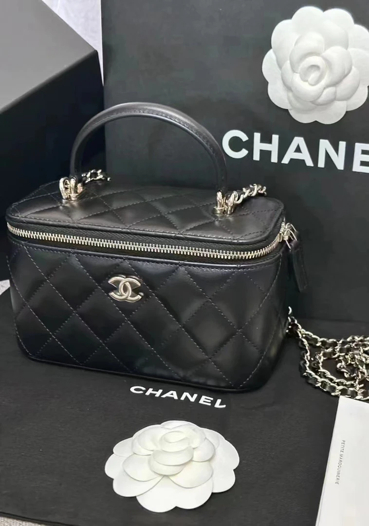 全新未使用 Chanel/香奈儿 24a 黑色手柄长盒子 24年 芯片款