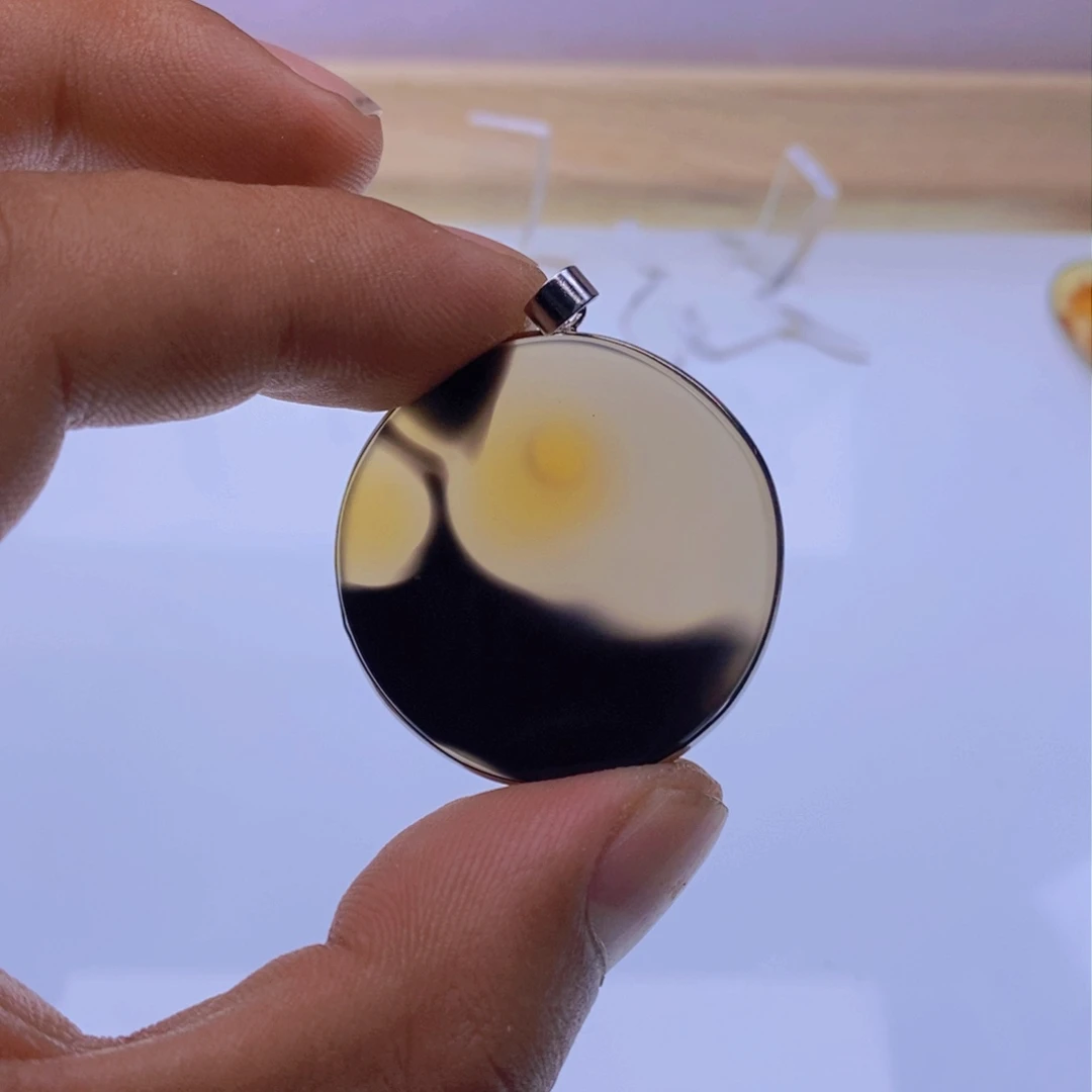 玛瑙/玉髓颈饰未镶嵌I****呀