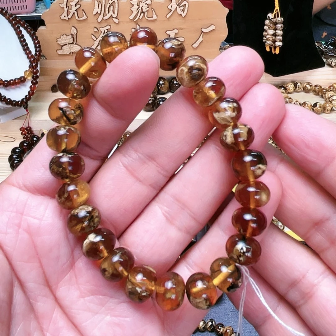 琥珀裸石未镶嵌十