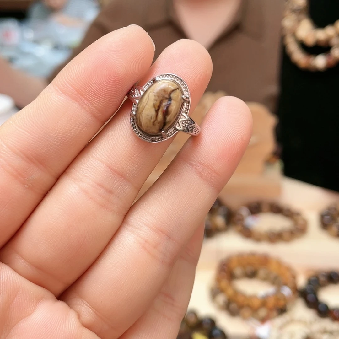 琥珀裸石未镶嵌大