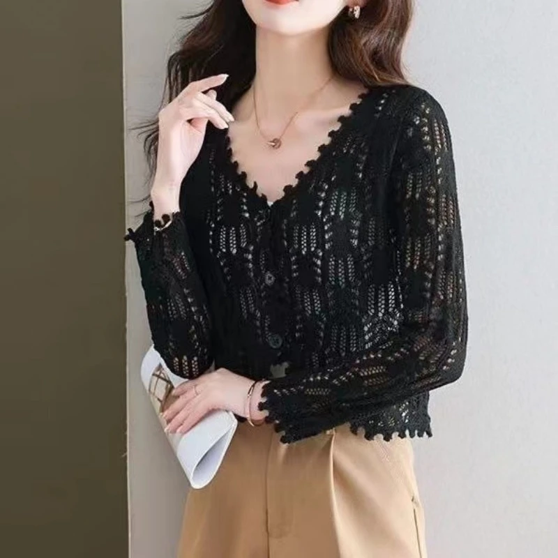 冰丝针织防晒开衫女薄款披肩夏季配吊带裙外搭洋气镂空小坎肩蕾丝