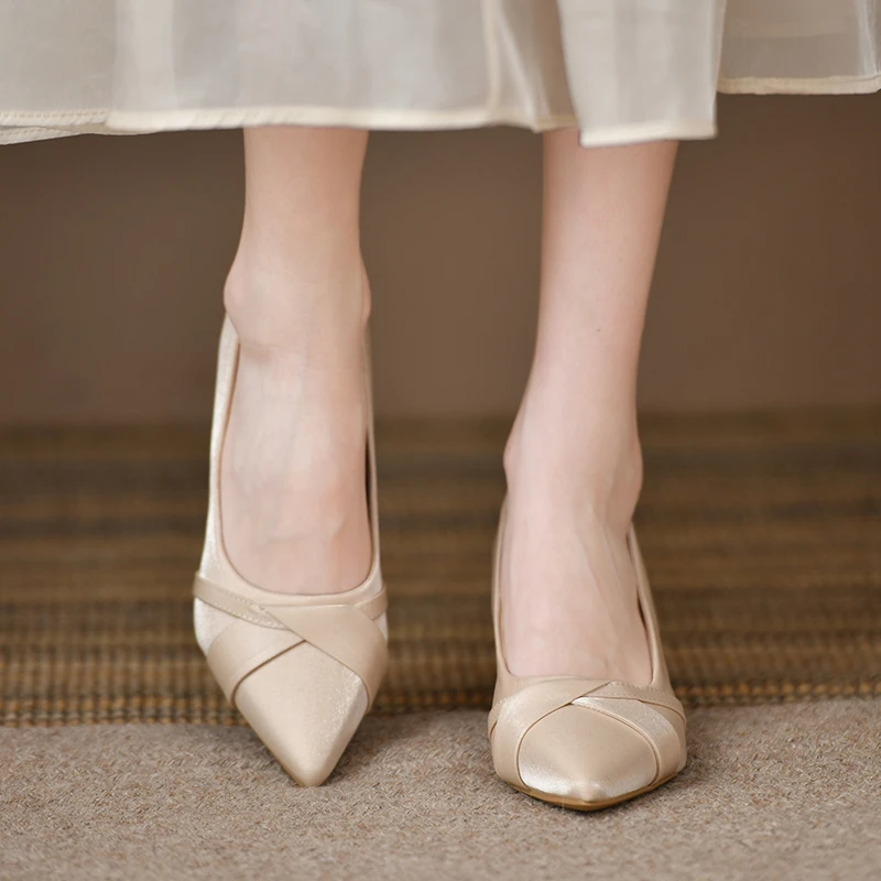 细跟尖头名媛高跟鞋女礼仪2025春秋新款性感法式宴会职业时尚单鞋