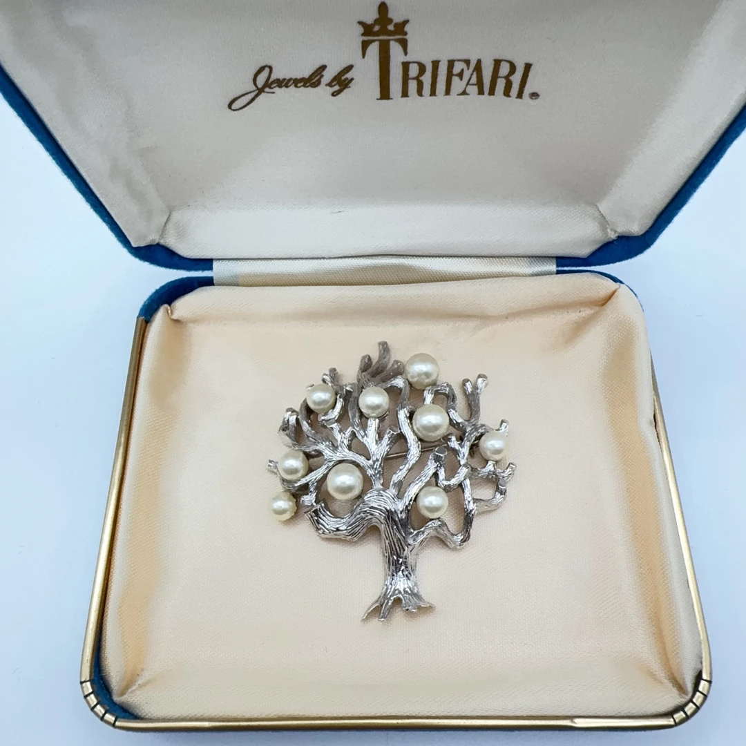 合金仿珍珠胸针 翠法丽Trifari 生命树银色仿珍珠胸针