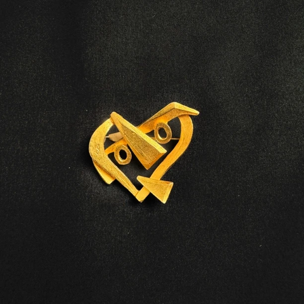 合金胸针 金色人脸艺术胸针