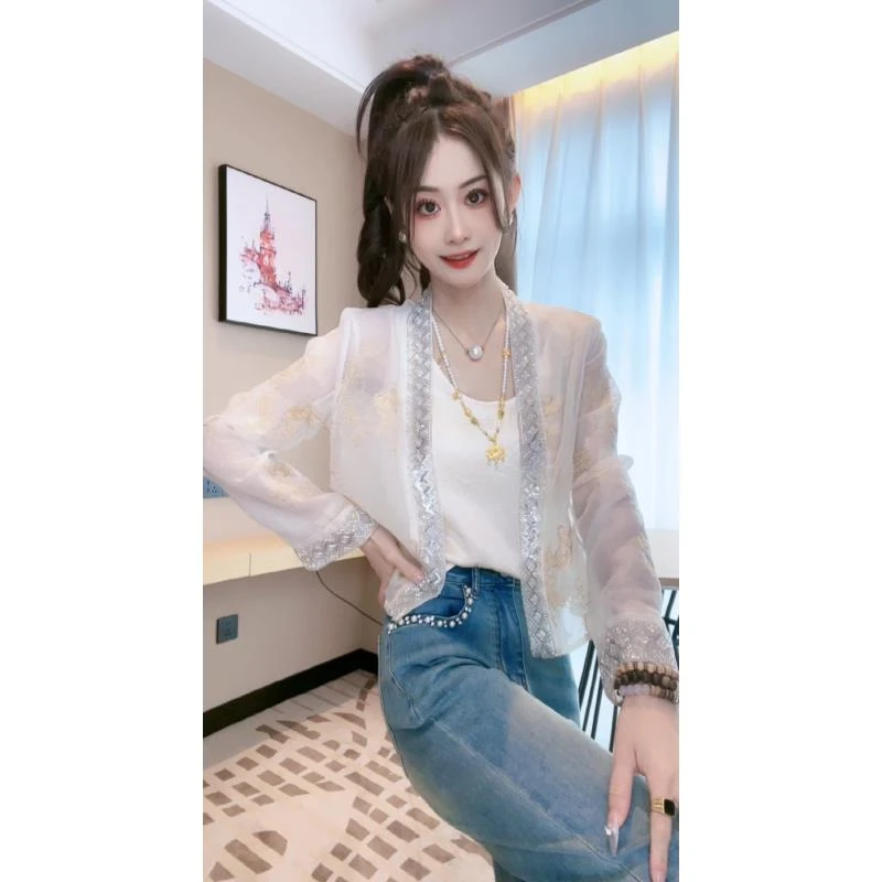 【富家千金】2024夏季重工新中式亮片防晒时尚薄款宽松刺绣设计感