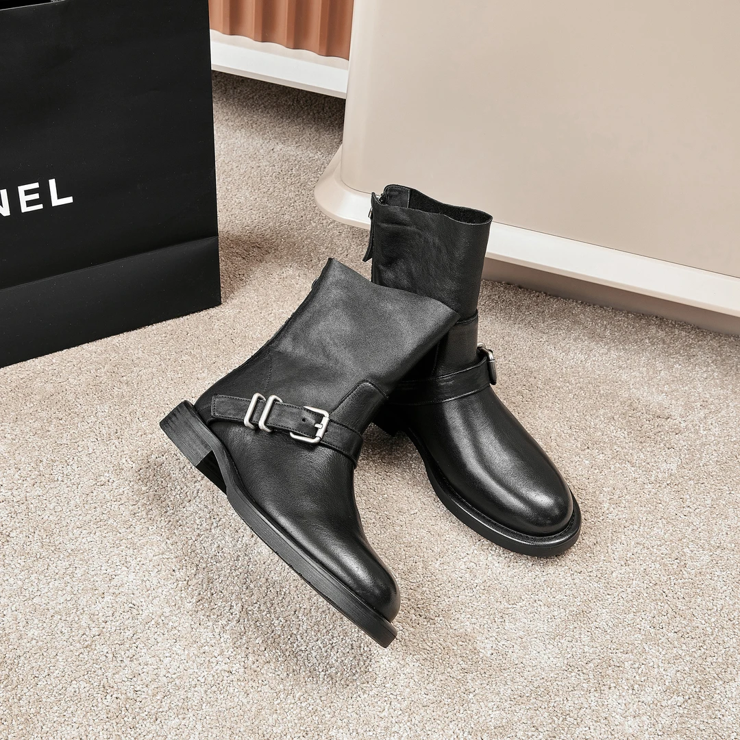 雅丹秋冬英伦风设计师款后拉链粗跟平底圆头百搭真皮女士短靴G195