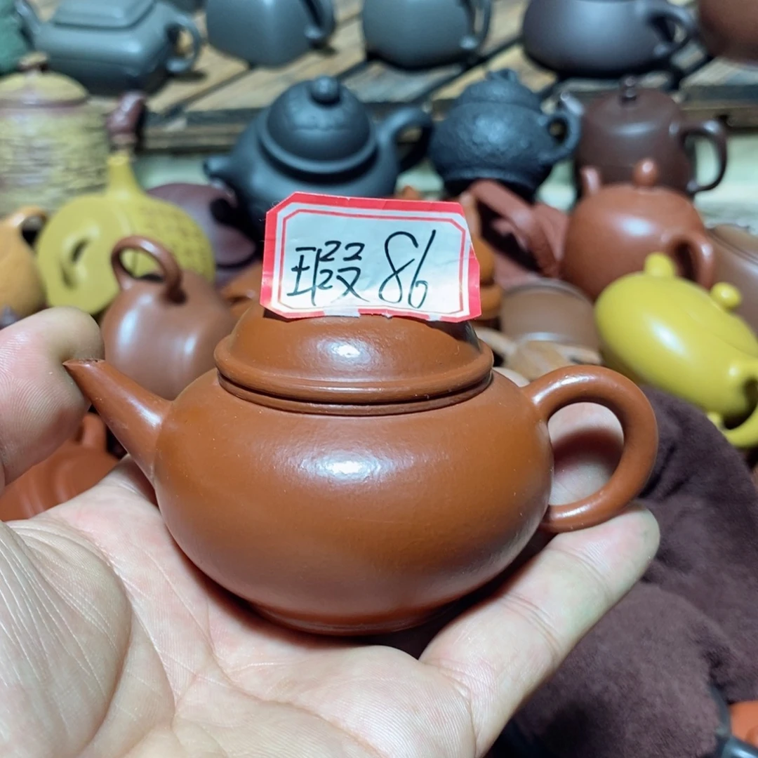 紫砂茶壶欢迎各位光临惠顾