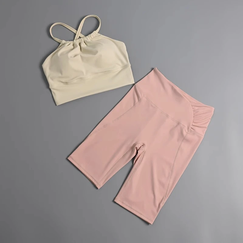 瑜伽服套装女高级感普拉提专业运动文胸裸感高腰提臀五分瑜伽裤夏