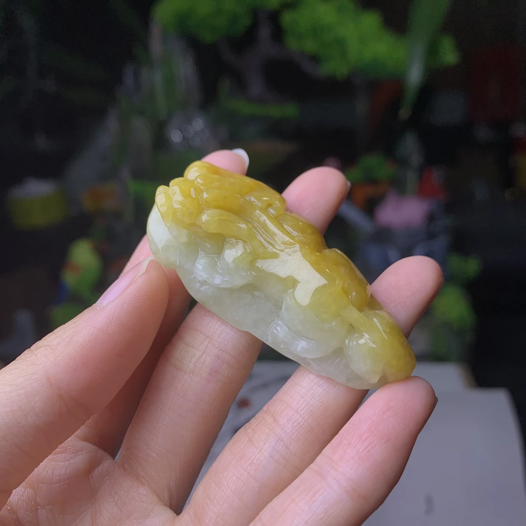 黄翡貔貅吊坠树叶貔貅吊坠特色件天然 a 货翡翠