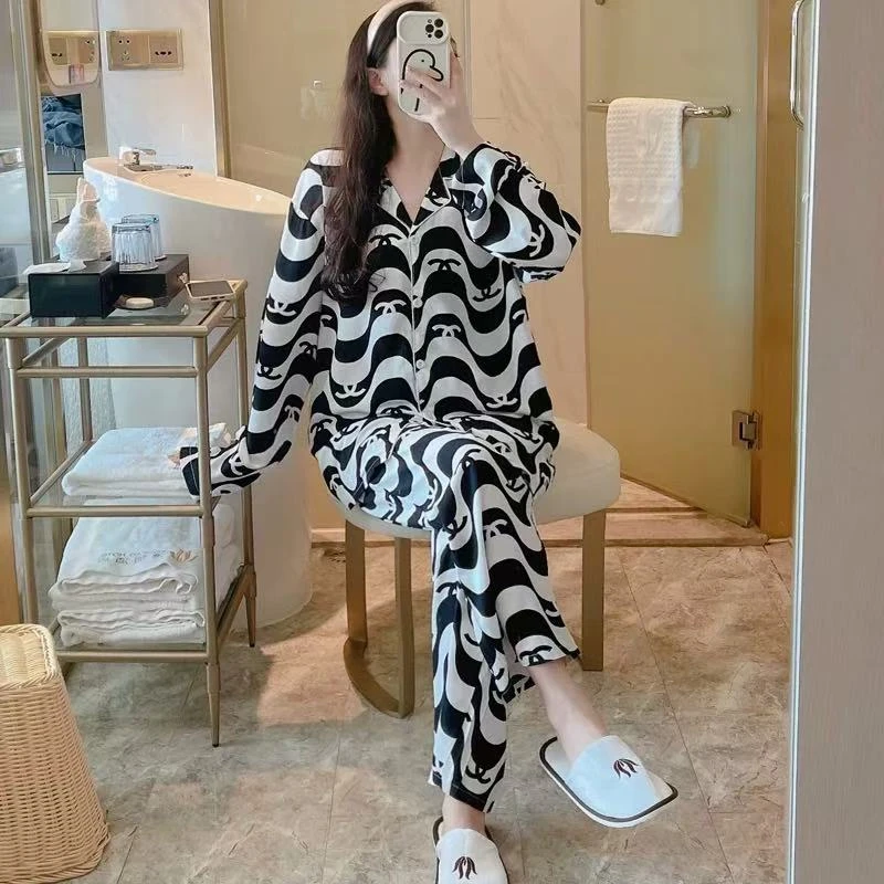 1822  情侣款海岛绒斑马纹轻奢款家居服套装（次品染色实物为准）