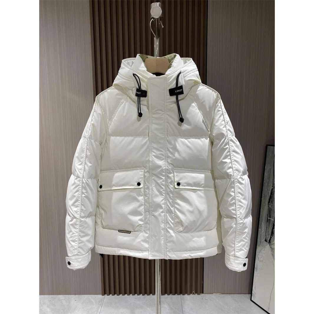 波司澄冬季免洗滑料羽绒服男潮流青年加厚保暖上衣时尚帅气短款