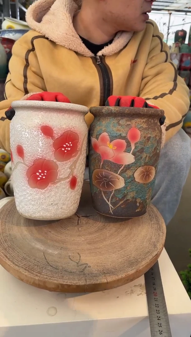 【闪购商品】瓷摆件23-202口11高18两只一组默认微瑕