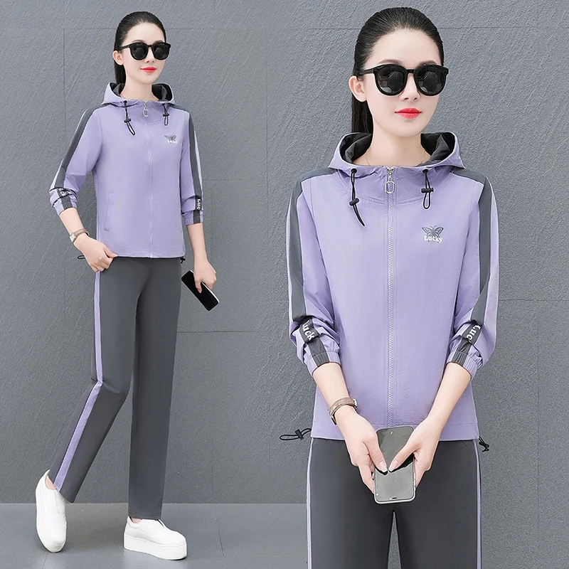 年轻妈妈秋装运动套装女2024新款中老年春秋外套梭织速干衣两件套