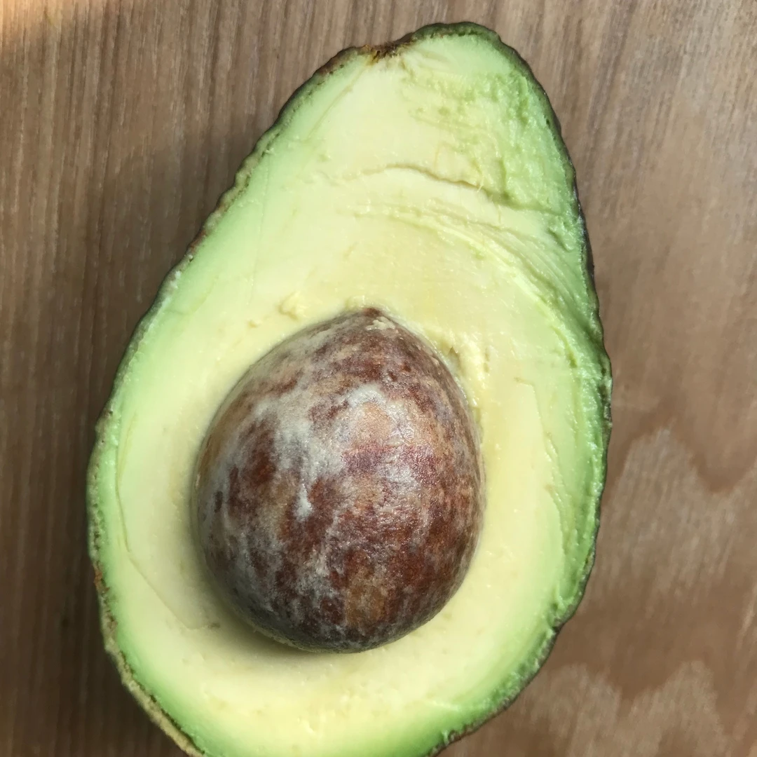 2025.7月份现摘云南哈斯牛油果中果120～150克坏果包赔7天售后