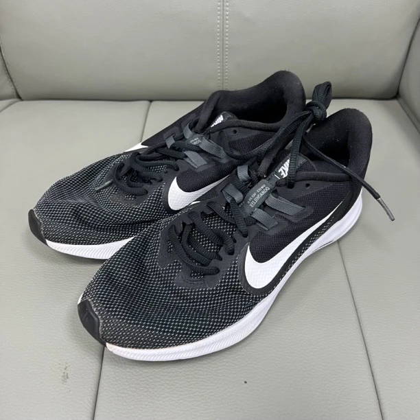 41码/内长260/二手正品/NikeDownshifter9织物跑步鞋黑/公价1199