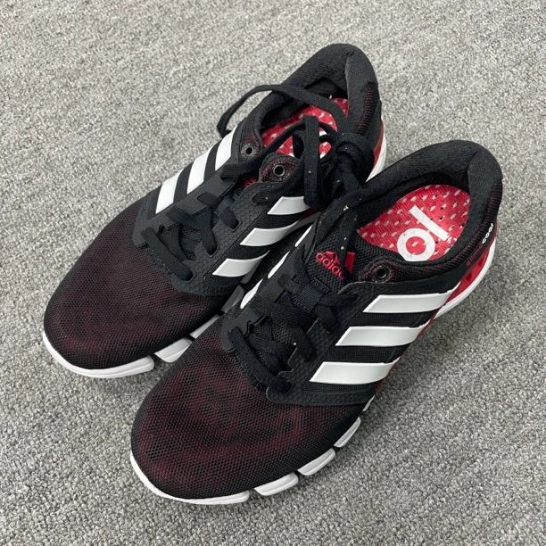 40码/内长245/二手正品/AdidasCC舒适百搭休闲跑步鞋黑红/公价587