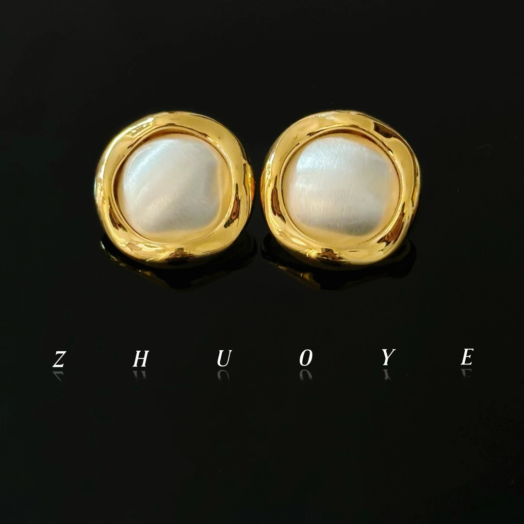 铜合金耳饰 灼晔·金色年华 金属感拉丝高级小香风复古时尚耳钉