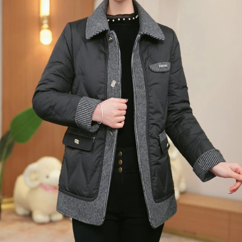 双面穿时尚轻便保暖白鸭绒羽绒服外套女2024冬季新款大码保暖大衣