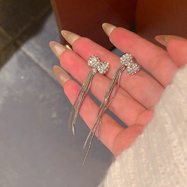 铜合金耳饰 D205精致时尚百搭流苏两带蝴蝶结耳环