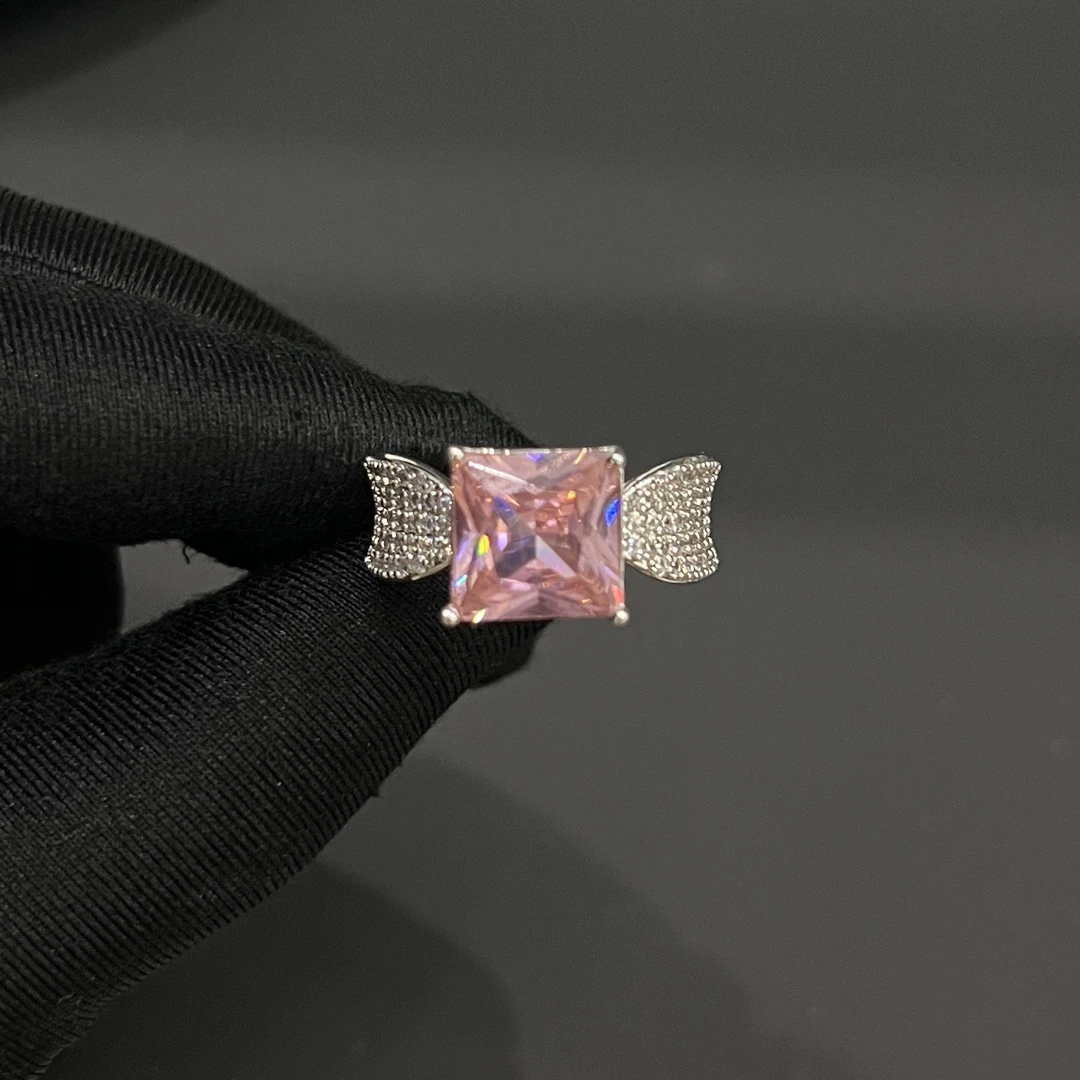 铜合金合成锆石戒指 B16气质时尚百搭简约粉色精致小众个性戒指