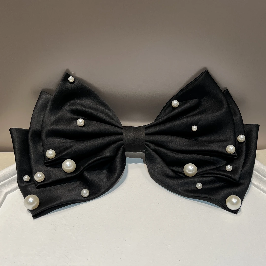 A109黑色时尚百搭珠珠发夹