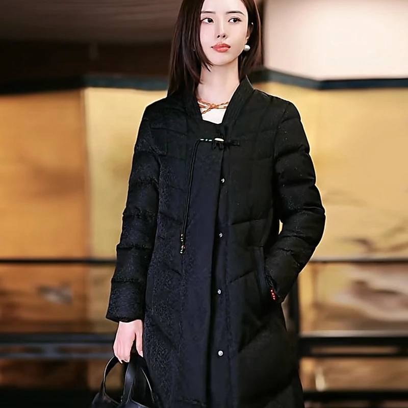 复古日记“吹雪纹”40mm桑蚕丝银通正绢黑色长鹅绒服外套24HR210