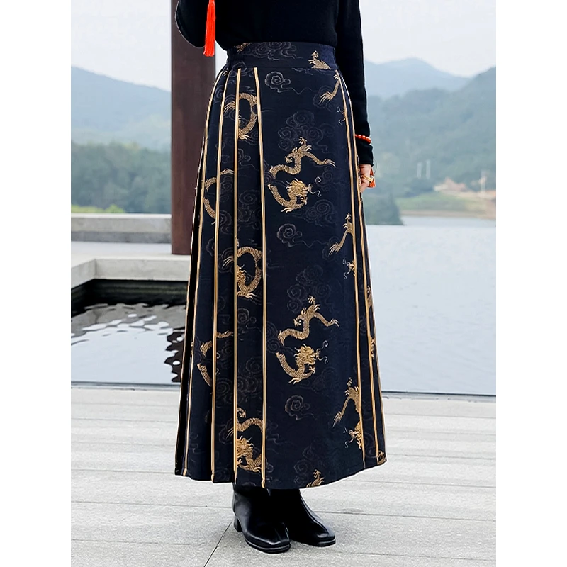 复古日记冬季新品黑色中国风中式提花龙纹马面裙女半裙237Q5115