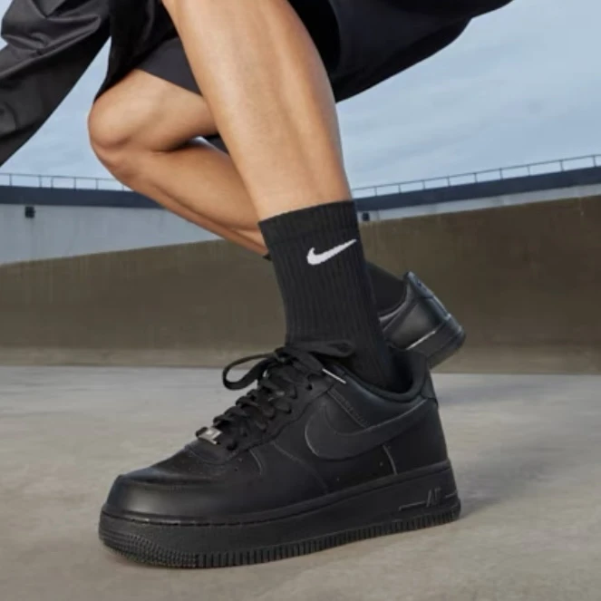 NIKE/耐克男子黑空军一号运动鞋CW2288001#AH