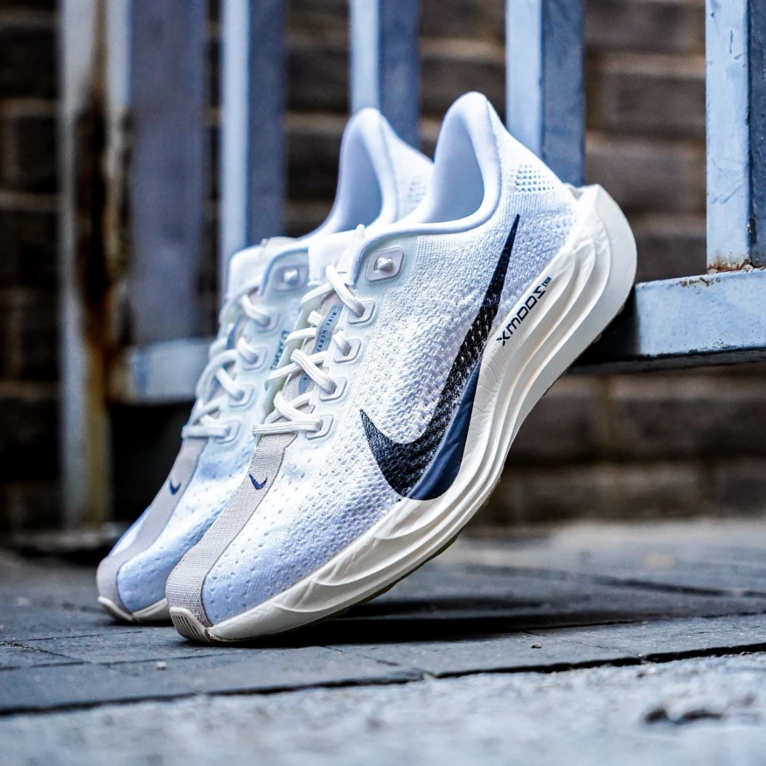 NIKE/耐克男子Pegasus Plus 超级飞马公路跑步鞋FQ7262100#AH