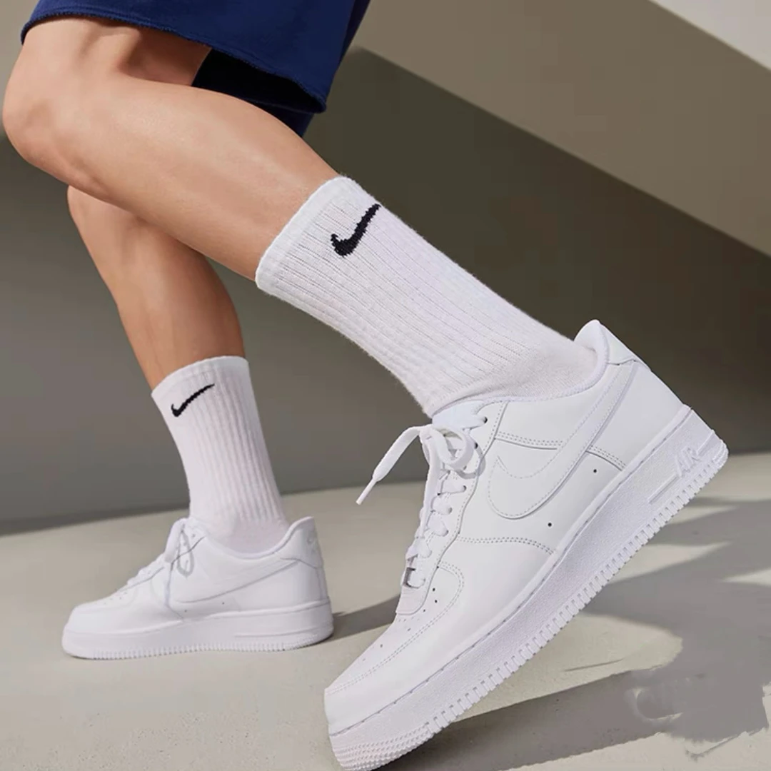 NIKE/耐克经典低帮男子纯白空军一号运动休闲鞋CW2288111