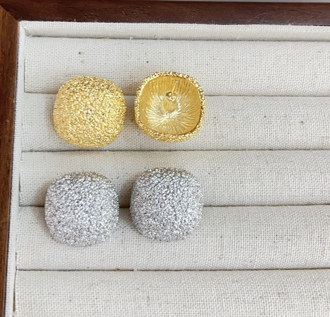铜合金耳饰 时尚OL风小众设计款高级感磨砂方块耳钉耳饰