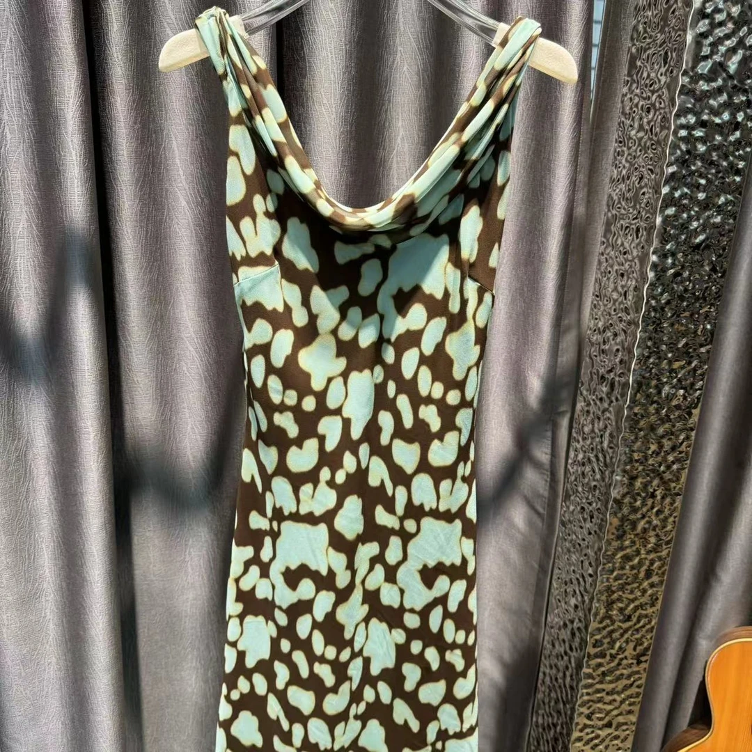 【亿哥服饰】2024新款设计师款扎染花经典连衣裙