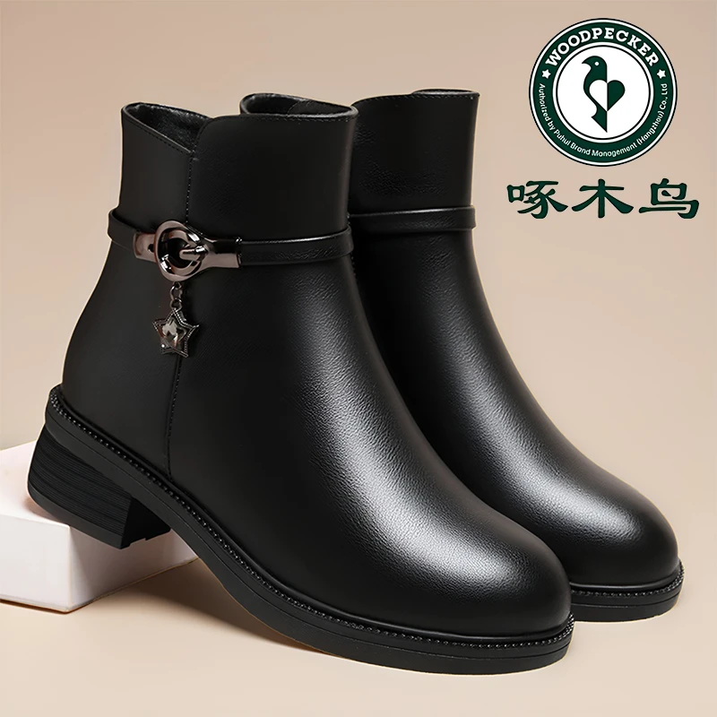 啄木鸟妈妈鞋保暖棉鞋女冬季靴子加绒皮鞋粗跟软底短靴中老年女鞋
