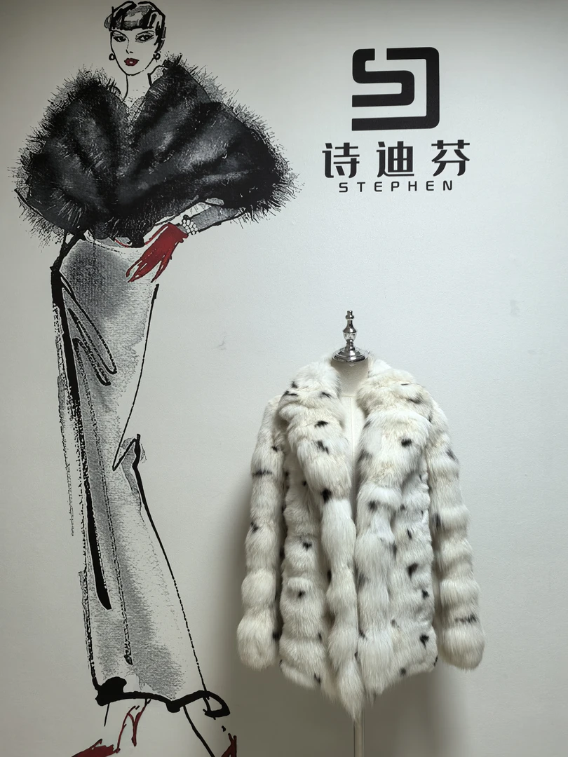 诗迪芬进口拼接加拿大lynx cat加猫短款女翻领外套加厚秋冬季新款
