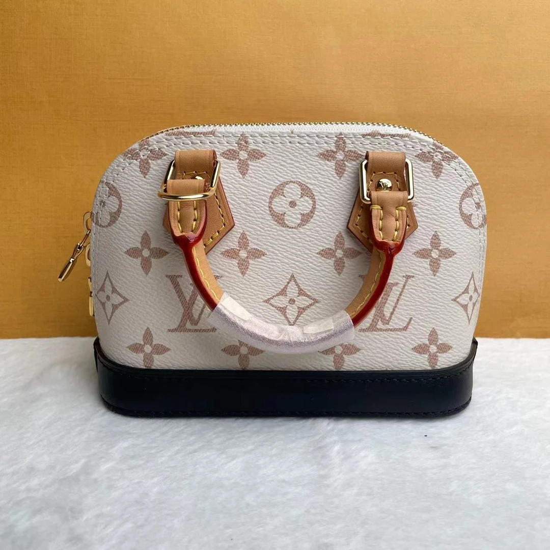 全新未使用 LouisVuitton/路易威登 贝壳 沙丘 nano 斜挎包804810