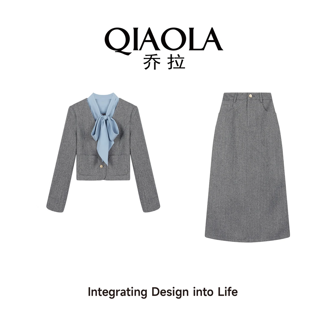 QIAOLA/乔拉【清雅初静】秋冬季人纹梭织假两件绑带A版时尚套装预售