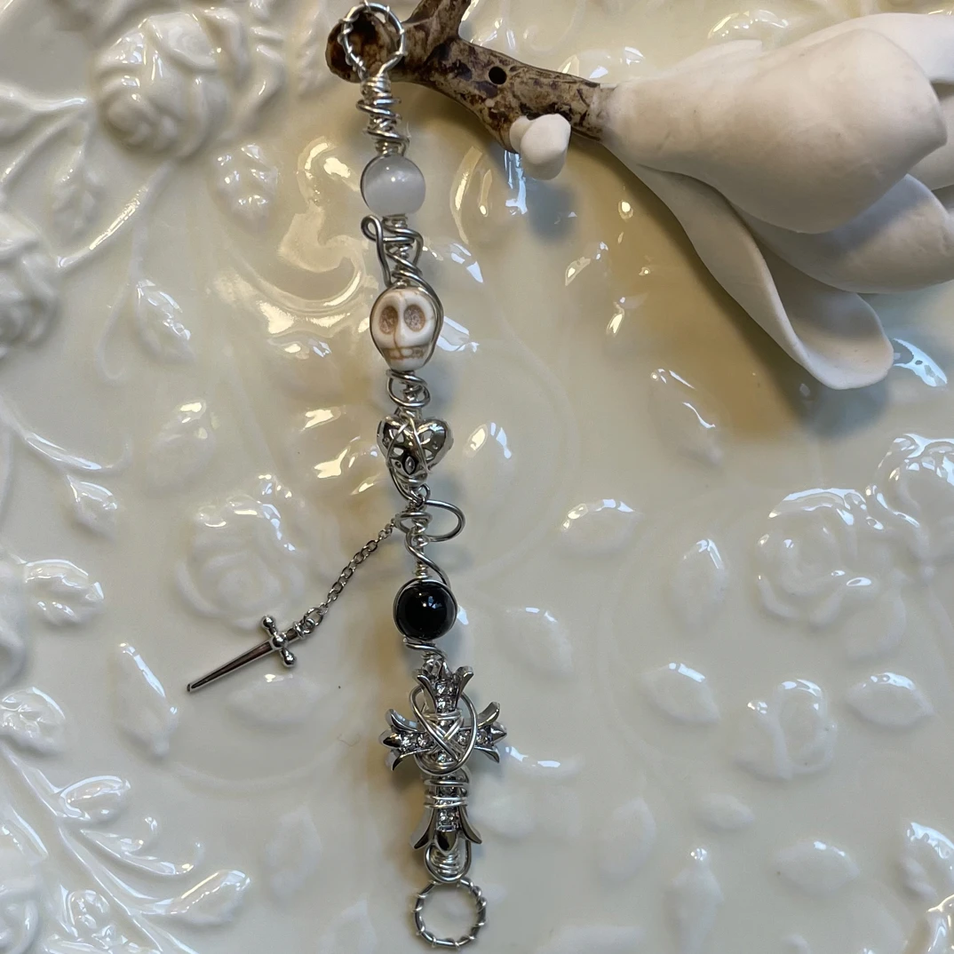 手作烟托 黑色系骷髅头潮流时尚烟托烟夹