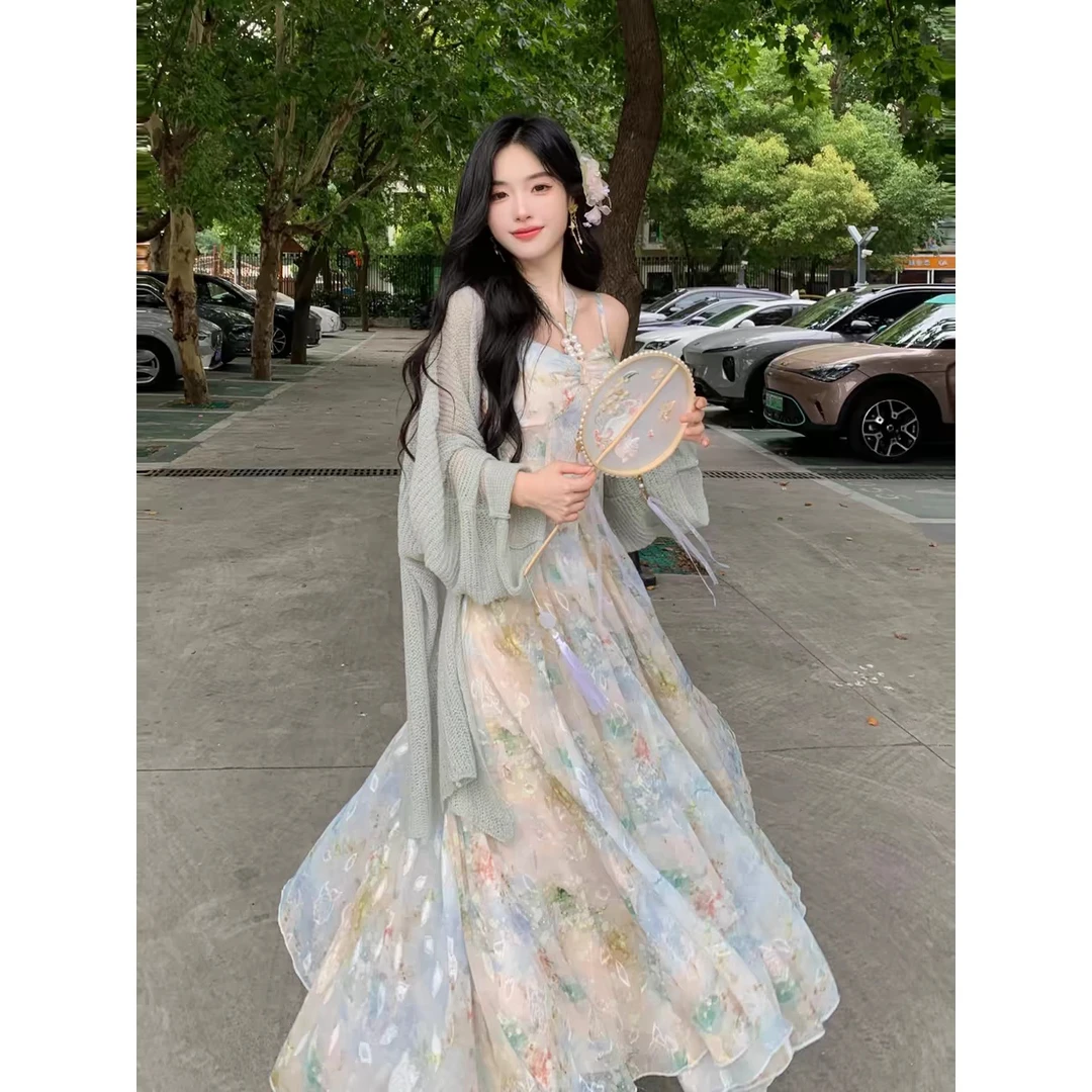 【油画秘境】300斤特大码胖mm碎花无袖吊带连衣裙春秋显瘦挂脖裙