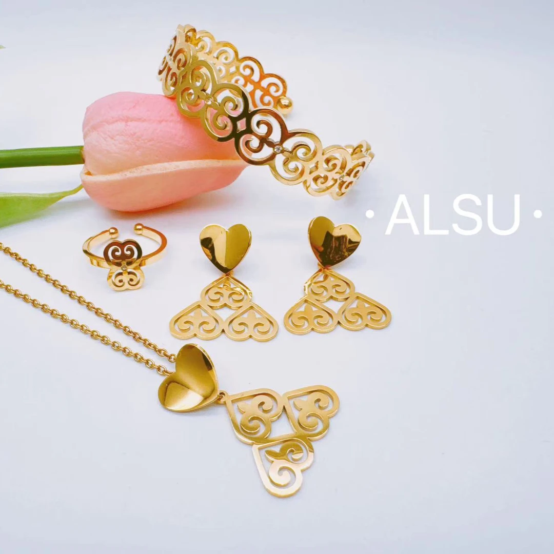 合金项链 ALSU原创秋冬新款项链耳钉手镯戒四件套备注身高体重
