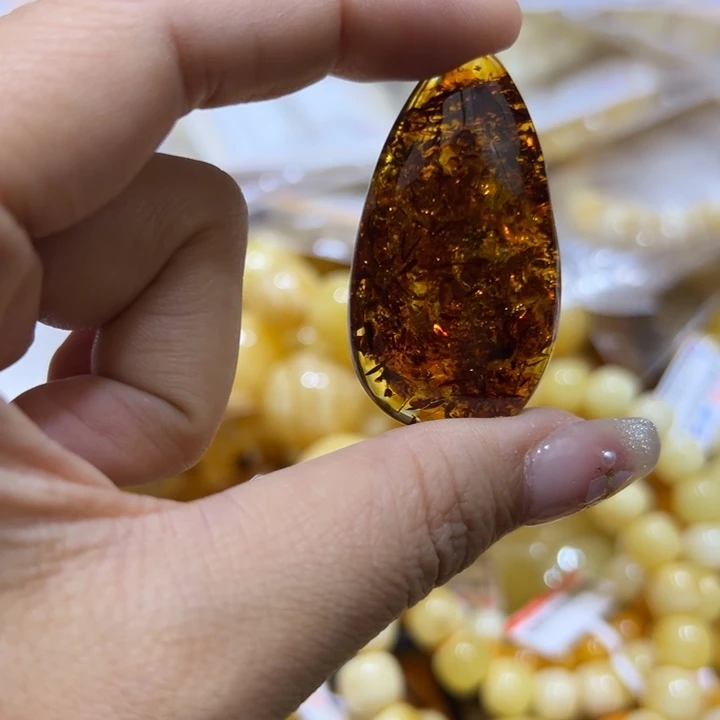 琥珀珠宝奇石未镶嵌