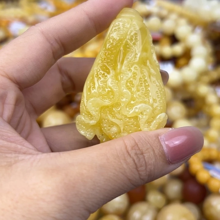 琥珀珠宝奇石未镶嵌