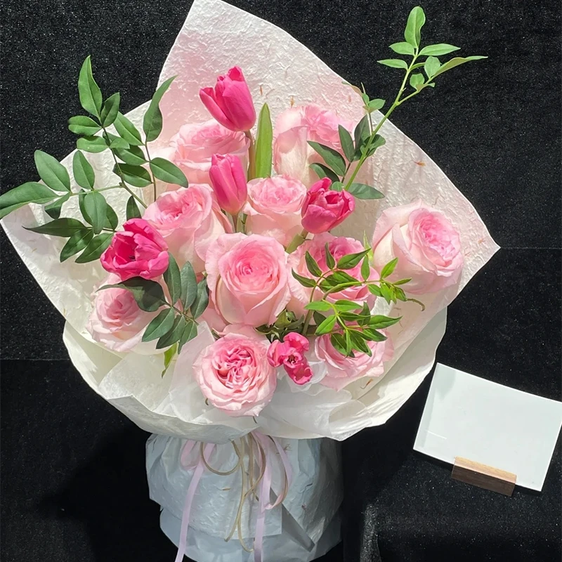 【草莓甜心】10朵粉玫瑰5朵郁金香混搭鲜花花束送女友送闺蜜送长辈同城鲜花送货上门