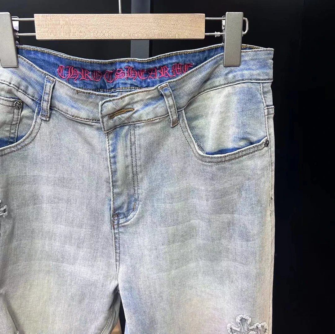 夏季破洞水洗做旧简约十字浅色印花牛仔裤男士