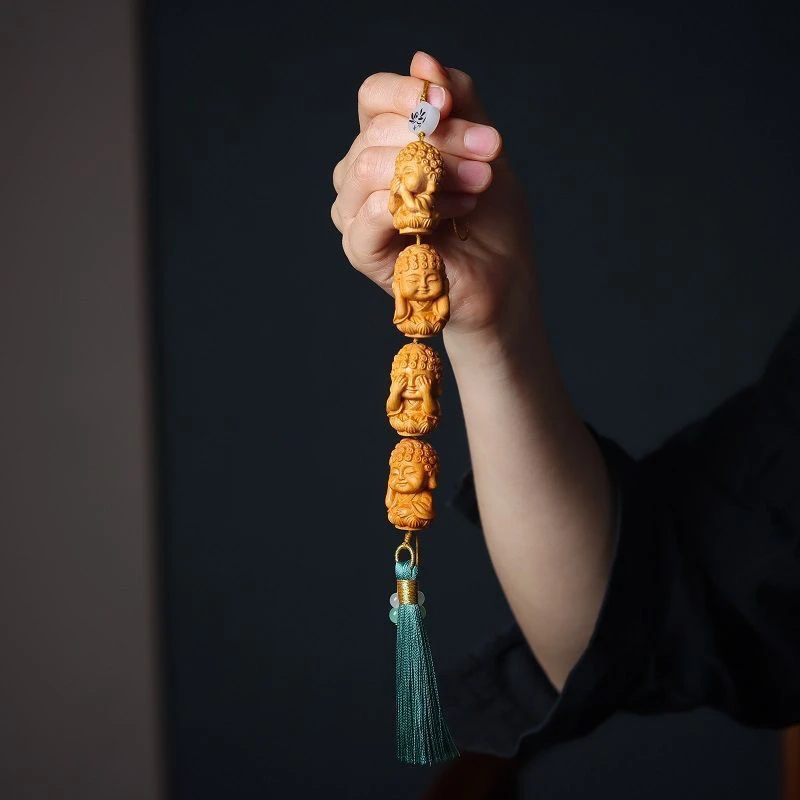 崖柏木雕四不佛车载车挂平安佛不听不看不说不动小佛是实木挂件